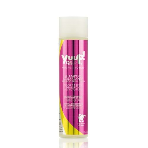 YUUP! PROFESYONEL KEDİLER İÇİN YAĞ ALMA ŞAMPUANI 250ML/8.5FL.OZ.